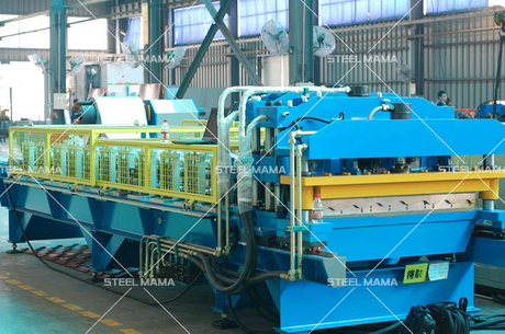 Máquina perfiladora de tejas de acero